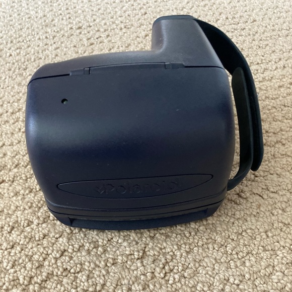 Polaroid camera - Picture 5 of 5